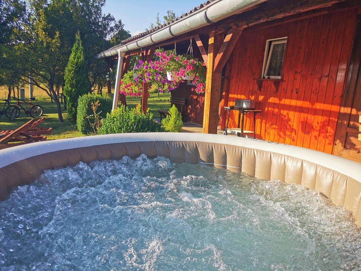 Holiday Home La Sierra Korenica Exterior photo