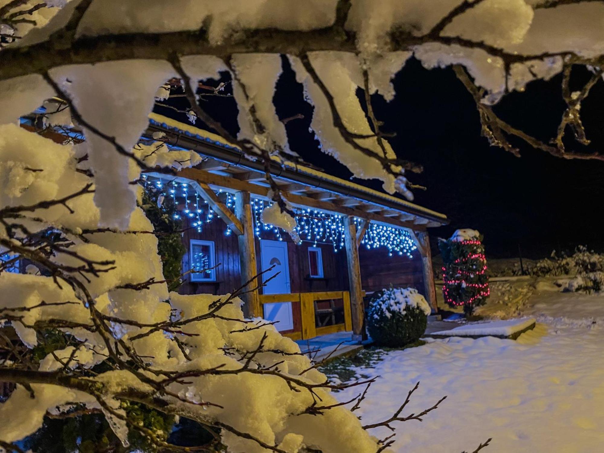 Holiday Home La Sierra Korenica Exterior photo