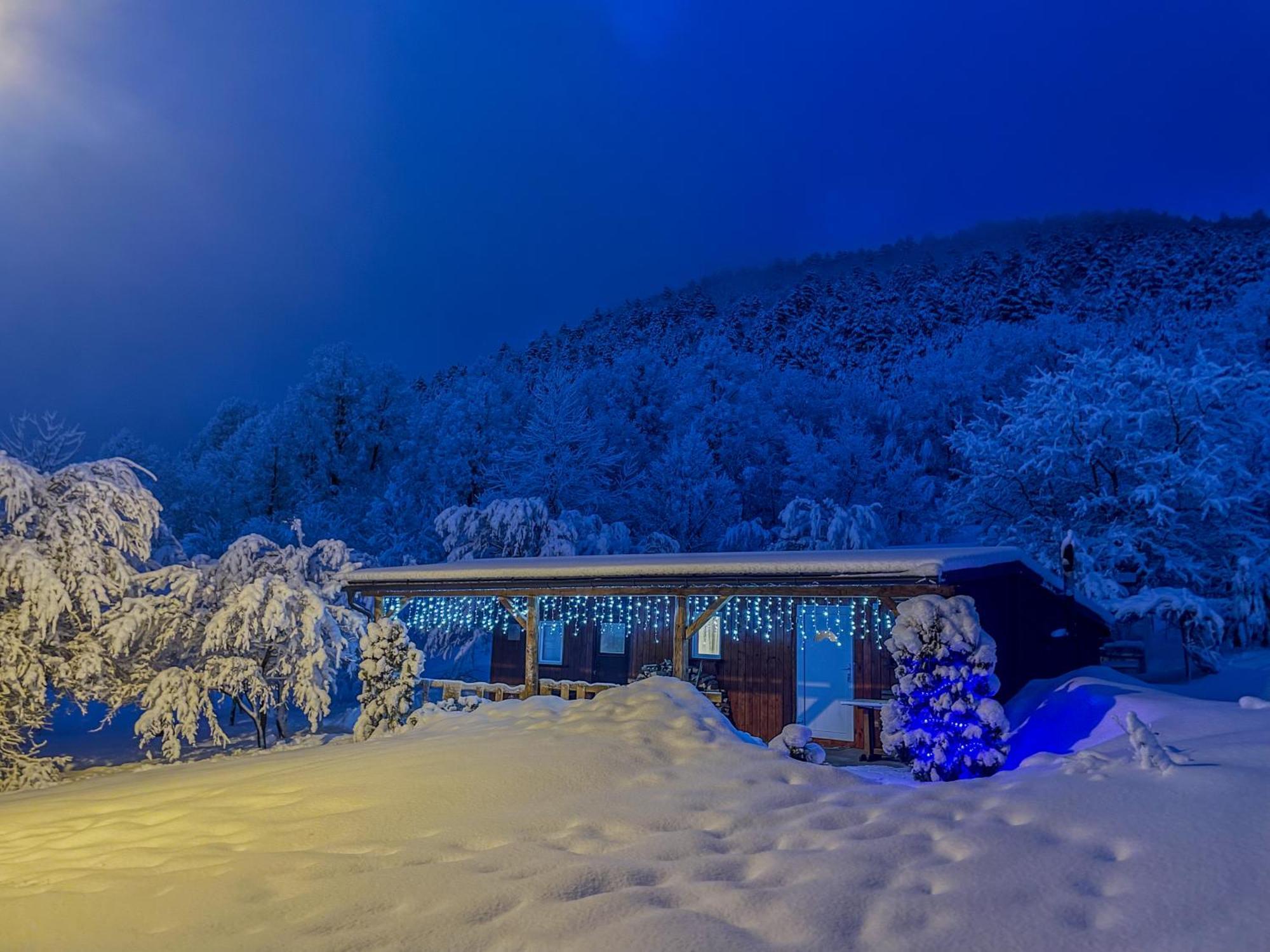 Holiday Home La Sierra Korenica Exterior photo